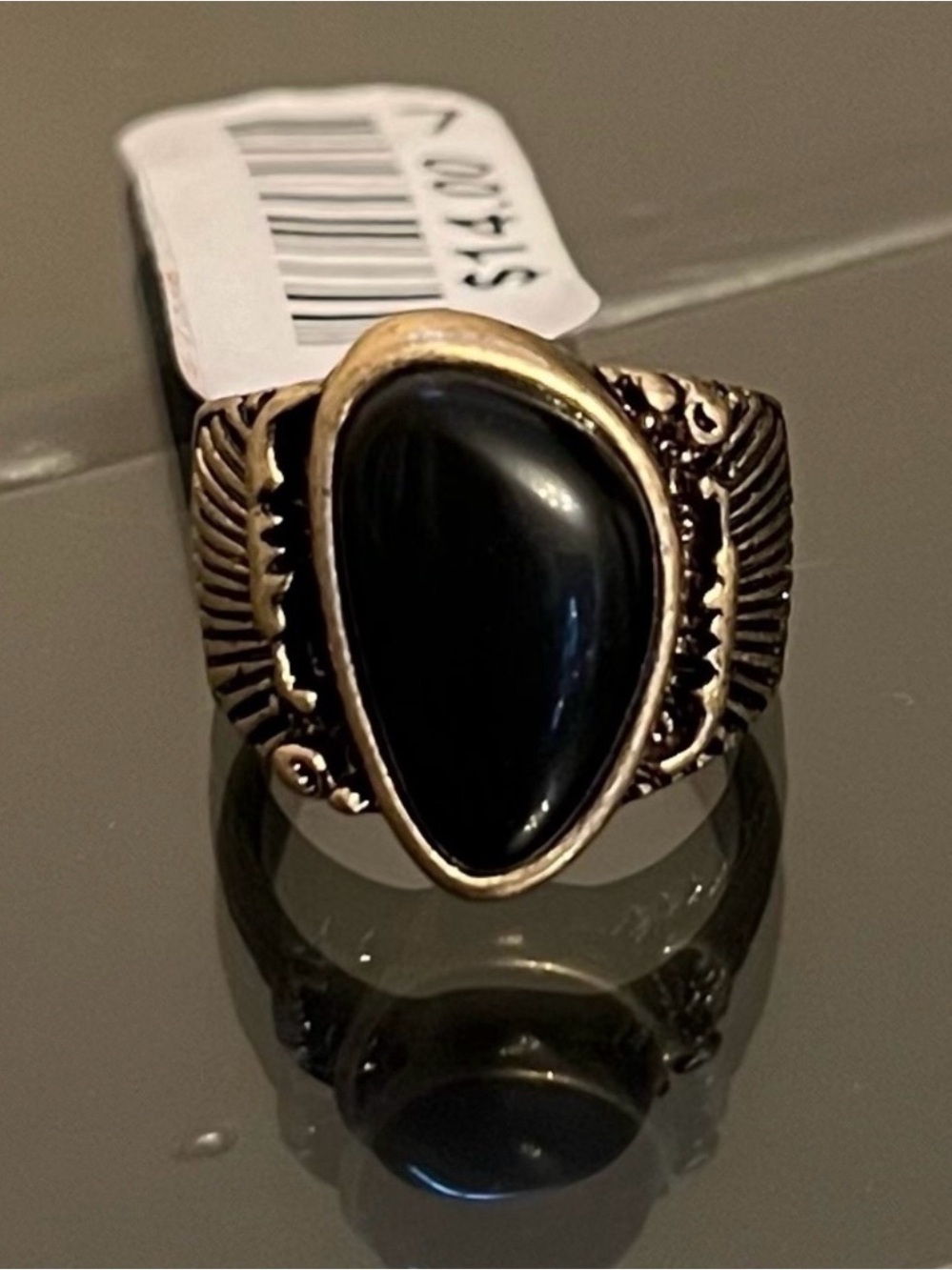 Free People metal onyx ring ~ NWT